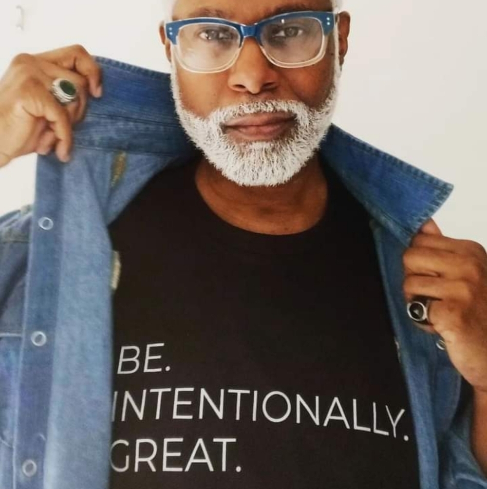 𝅺BE. INTENTIONALLY. GREAT. Tee,   XL